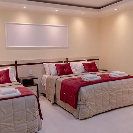 Hauer Hotel San Vicente  Buitenkant foto