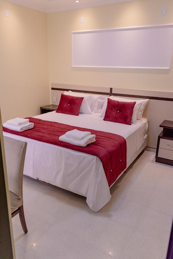 Hauer Hotel San Vicente  Buitenkant foto