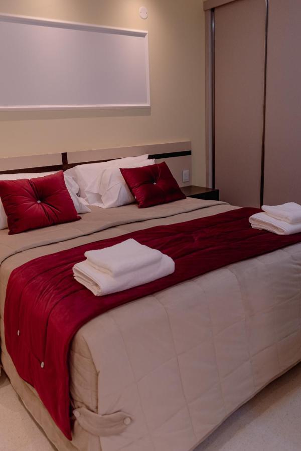Hauer Hotel San Vicente  Buitenkant foto