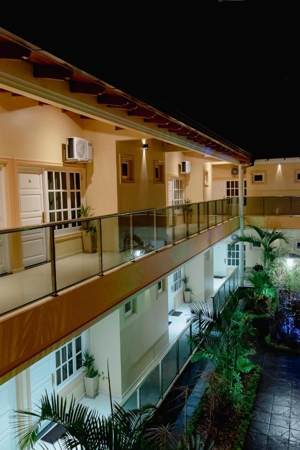 Hauer Hotel San Vicente  Buitenkant foto